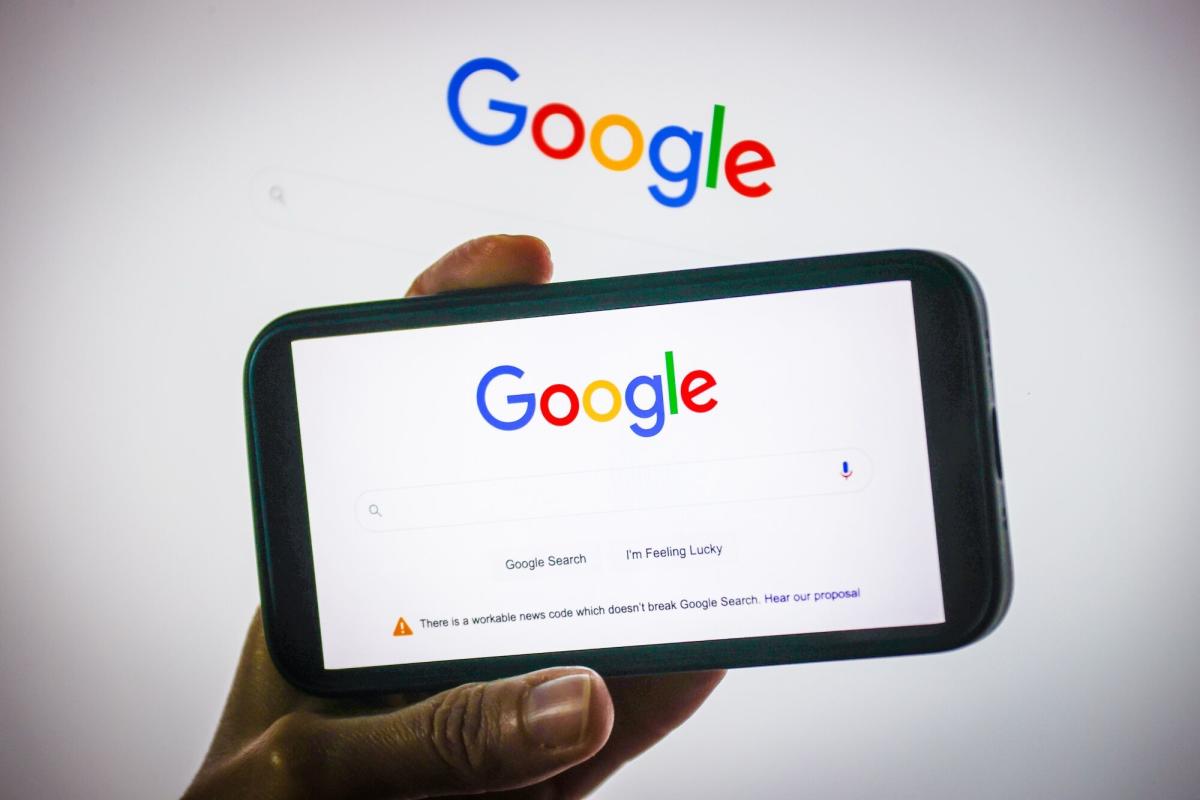 Google Loses Antitrust Suit Over Search Deals on Phones