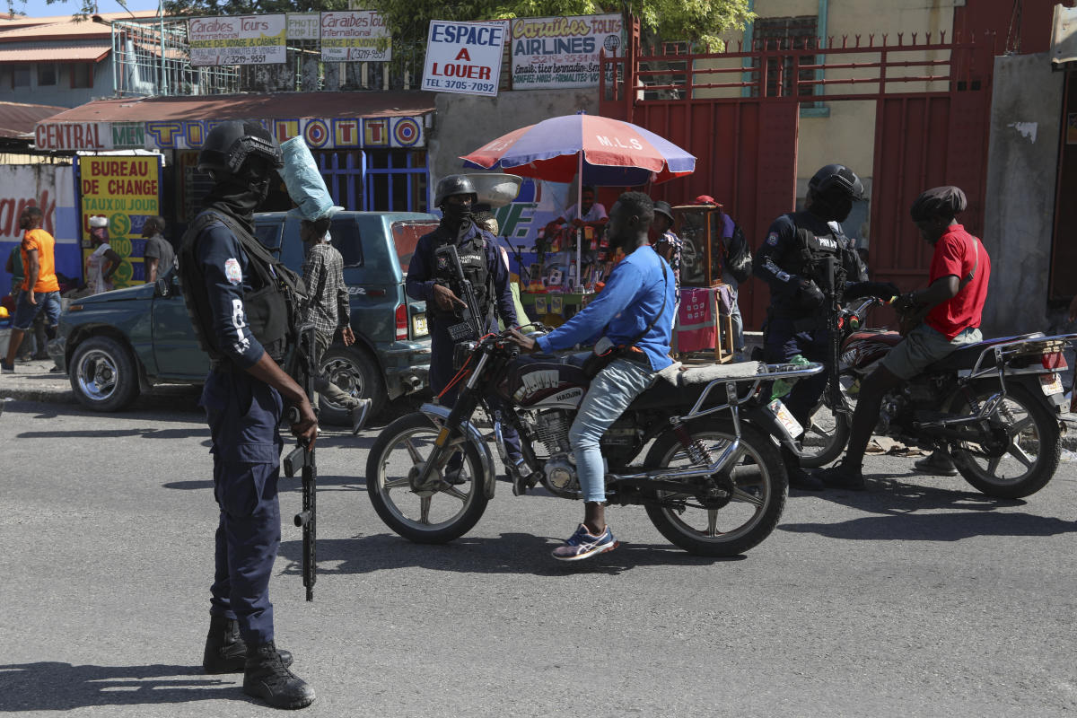 Haitian and Kenyan police try to oust gangs from a rough part of Haiti’s capital