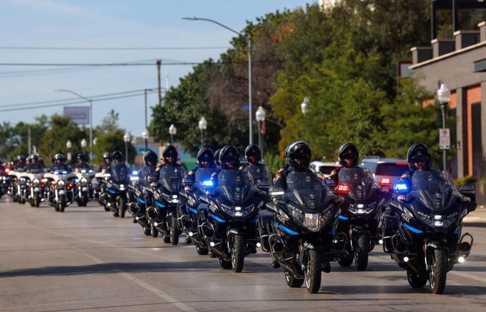 ‘His legacy will never die:’ Hundreds honor fallen Fort Worth police Sgt. Billy Randolph