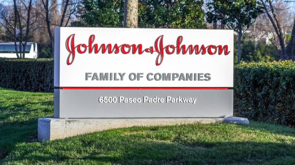 Invest K in Johnson & Johnson to Become a Dividend Millionaire in 10 Years