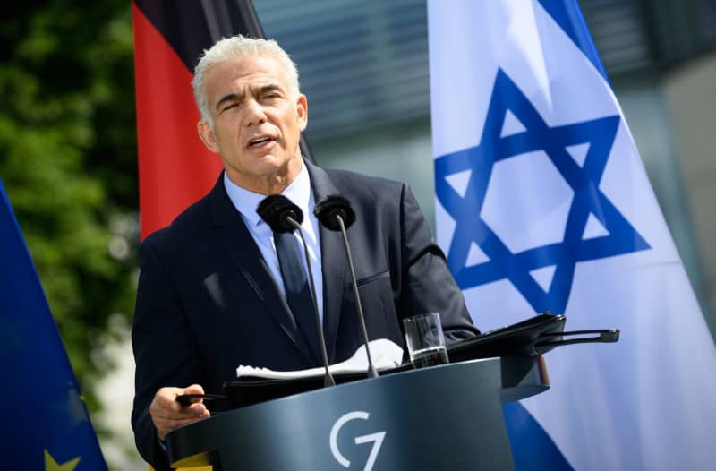 Israeli opposition leader Lapid says Netanyahu was warned about Hamas