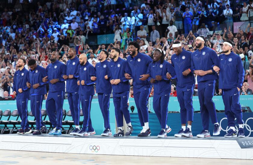 LeBron James, Stephen Curry and fellow stars lead U.S. to gold-medal win over France