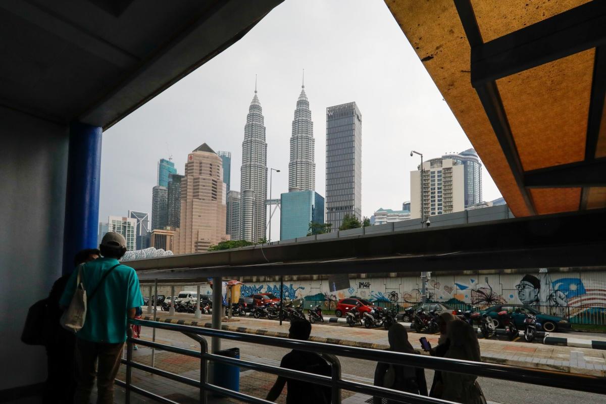 Malaysia Plan to License Social Media Platforms Sparks Pushback