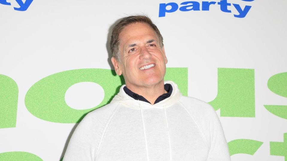 Mark Cuban Says He Drove Cars That Cost 0 With Holes In The Floorboard And Lived Off Mac And Cheese Because He Wanted To Retire Early