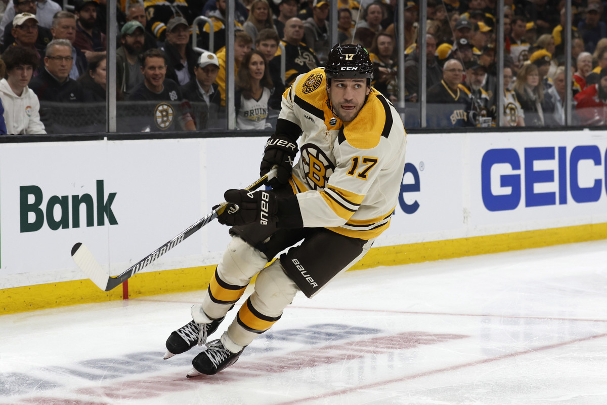 Milan Lucic Appears to be Training in New Jersey This Summer