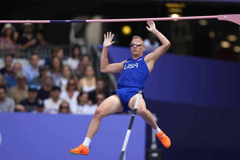 Olympic pole vault: Crushed by COVID in Tokyo, Sam Kendricks grabs silver in Paris