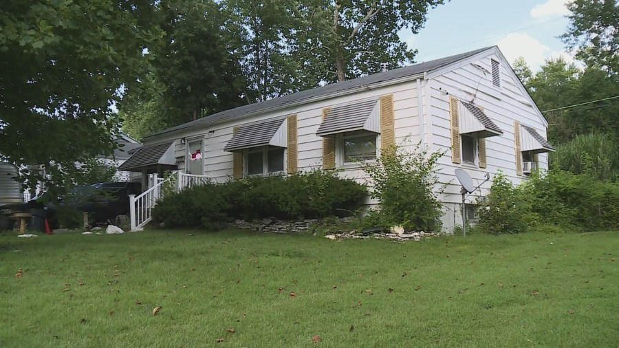 Police: family tied up, left in deplorable conditions in Bellefontaine Neighbors