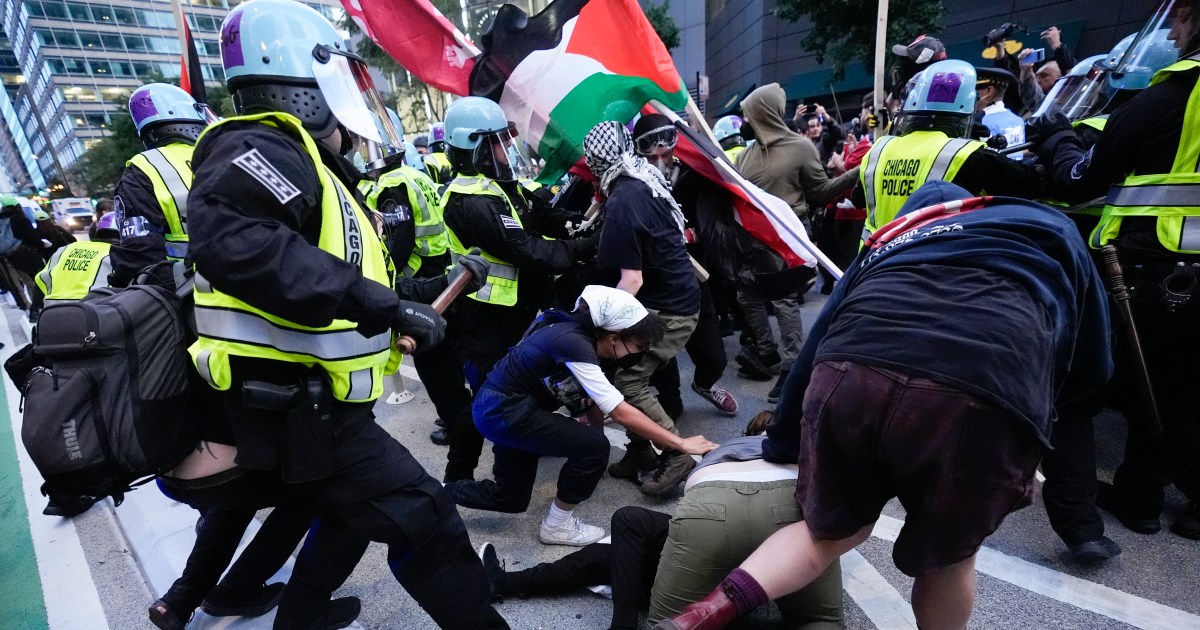 Pro-Palestinian protesters clash with police in US on second night of DNC