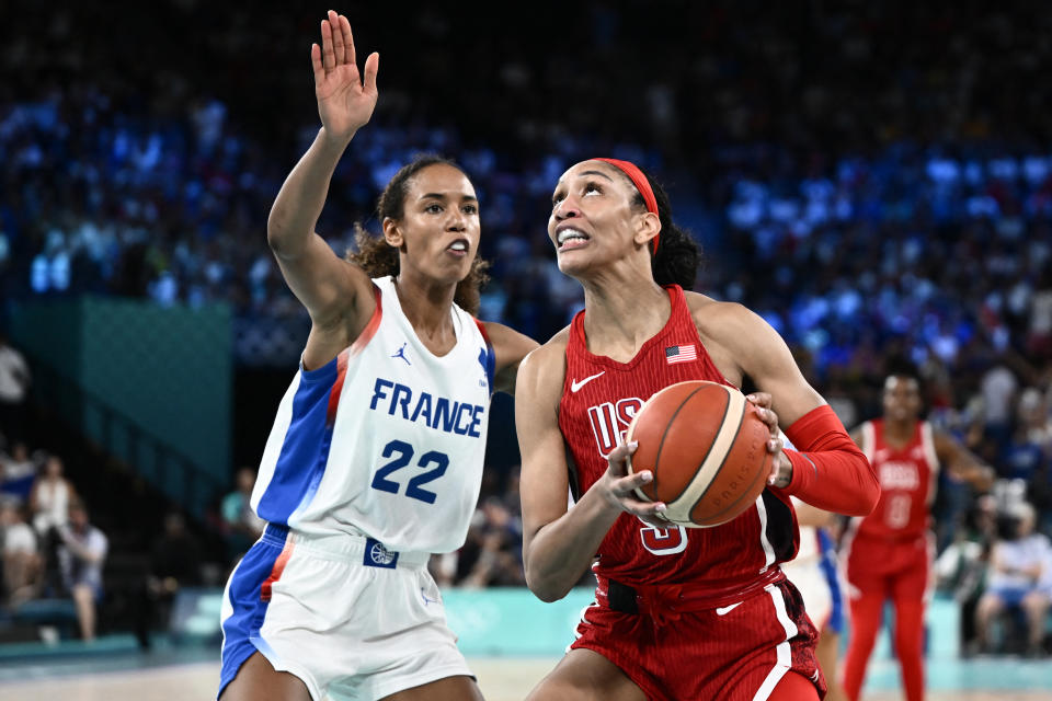 Red, White and Whew! U.S. survive France scare, win 8th Olympic gold