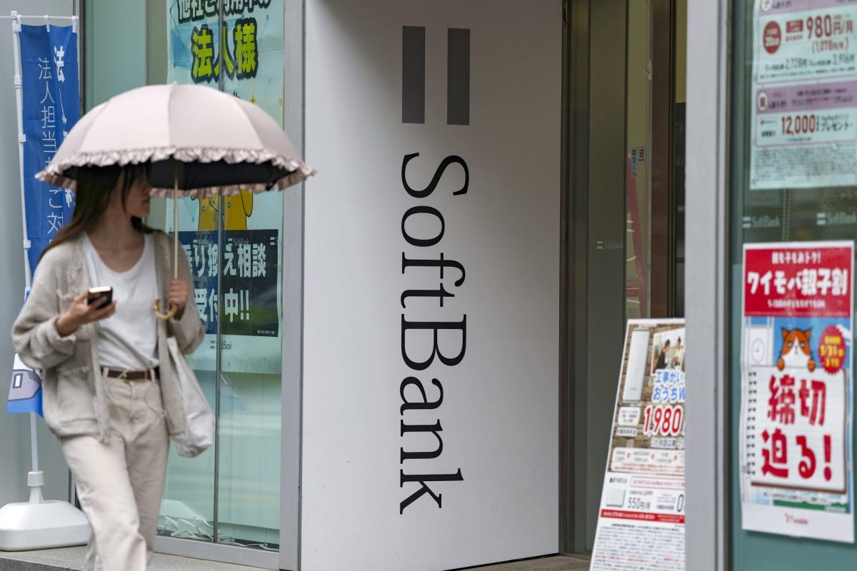 SoftBank Group Shares Plunge Most Since in 1998