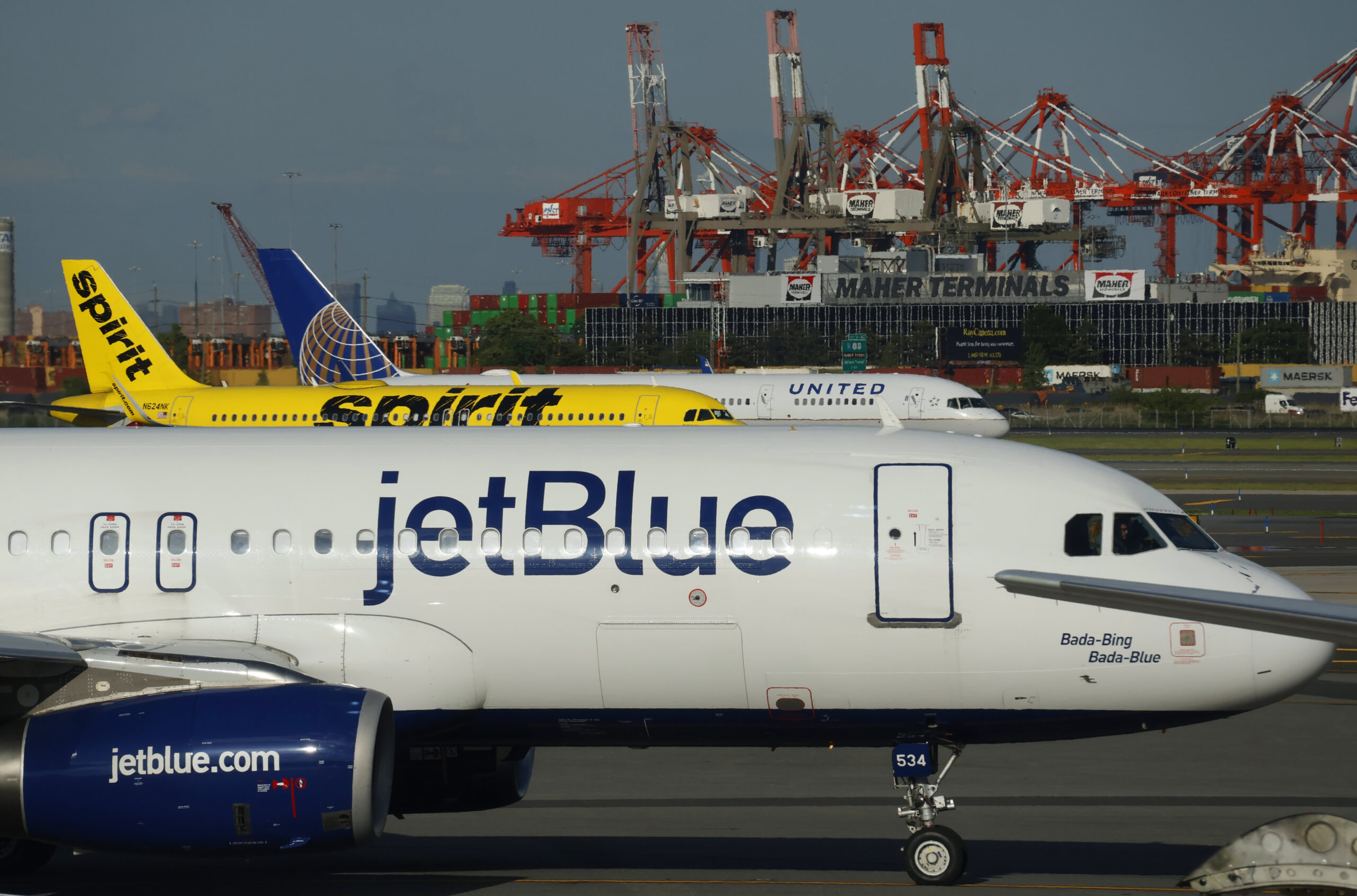 Stocks making the biggest moves midday: JetBlue, Hawaiian Electric, KeyCorp, Monday.com and more