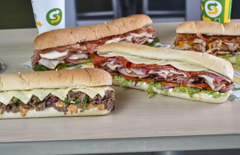 Subway’s  footlong is now the  footlong. Customers want the old deal back.