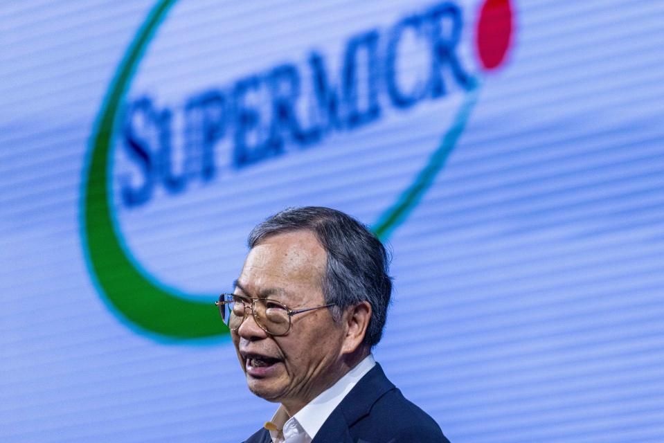 Super Micro Computer Misses Earnings Estimates, Announces 10-for-1 Stock Split