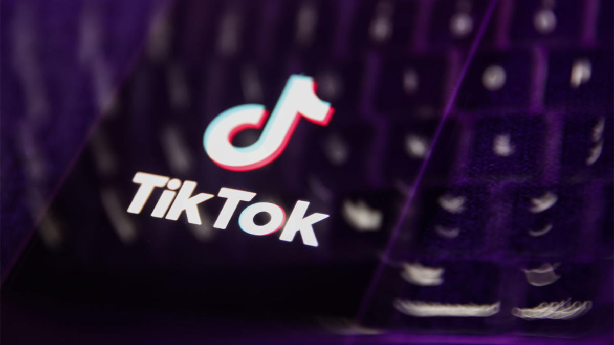 TikTok comes for messaging apps with the addition of group chats