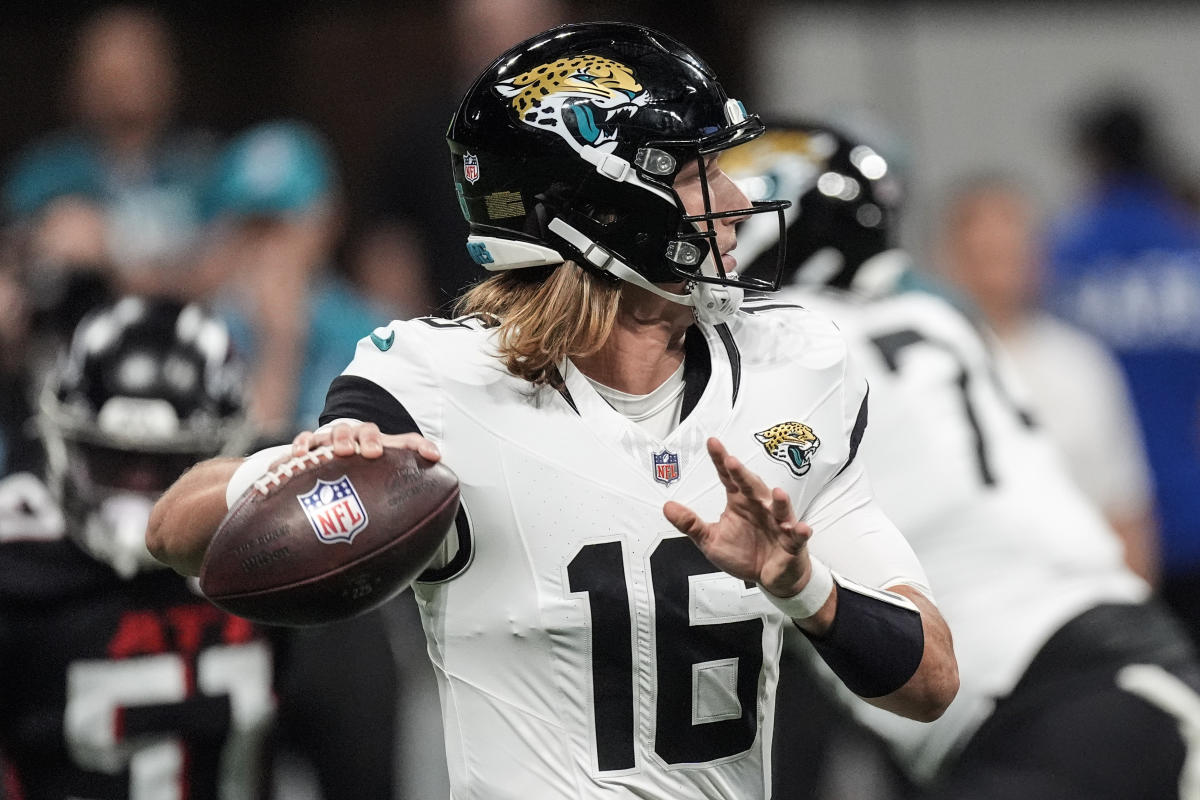 Trevor Lawrence throws a couple of TDs as Jaguars end the preseason on high note