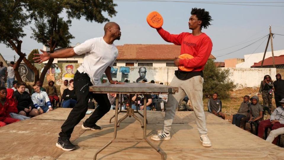 Trumpets, slaps and acrobatics: Africa’s top shots