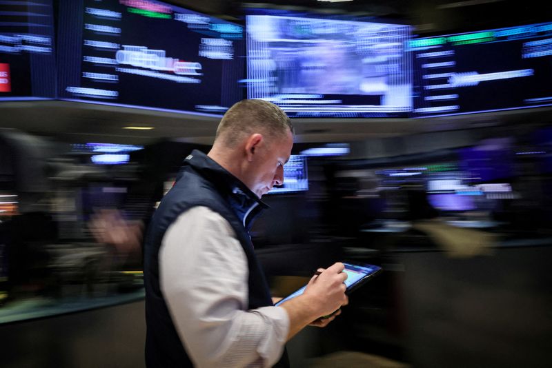 U.S. stock rally broadens as investors await Fed