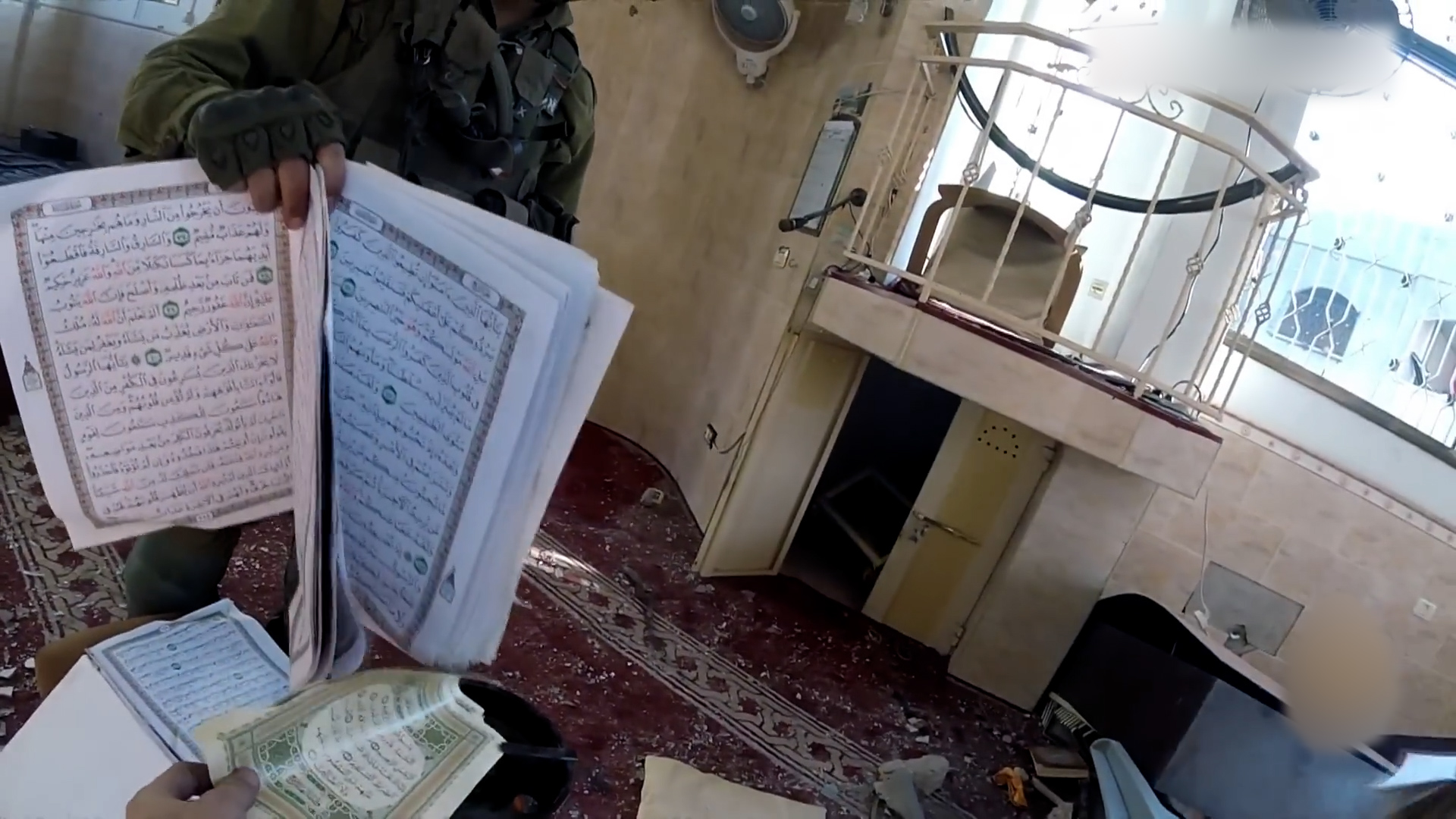 Video of Israeli forces burning the Quran and bombing Gaza mosque