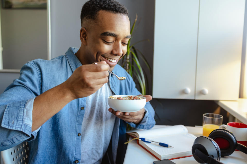 Why you shouldn’t brush your teeth after breakfast, according to a dentist