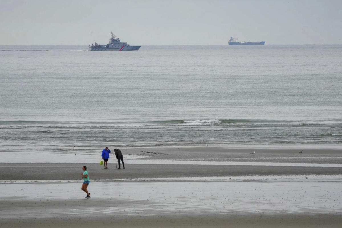 A least 8 people have died trying to cross the English Channel, French authorities say