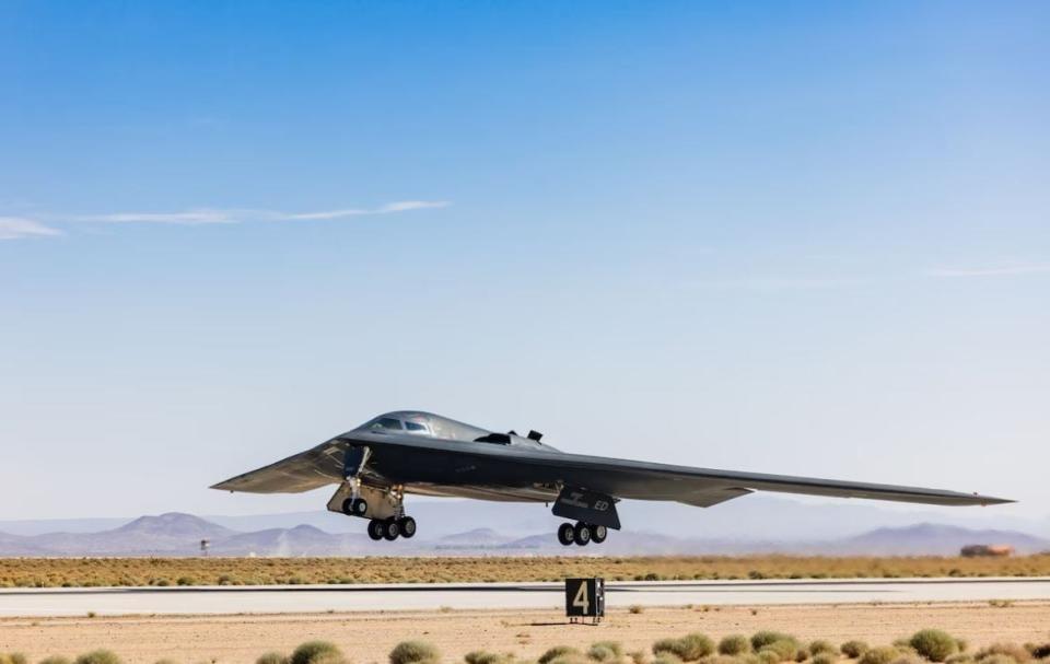 B-2 bomber returns home to Edwards AFB for upgrades on 35th anniversary of first flight