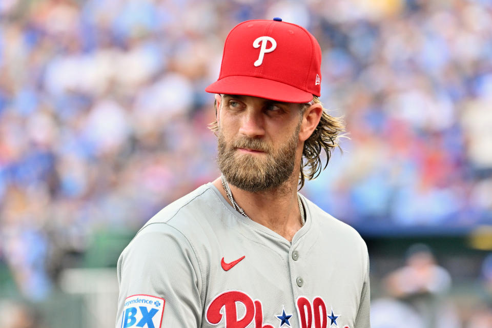 Bryce Harper leaves Phillies-Blue Jays game after getting hit by pitch on elbow