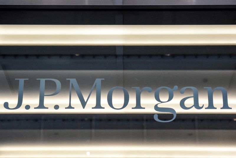 Cash could stay attractive for months despite rate cuts, JP Morgan says