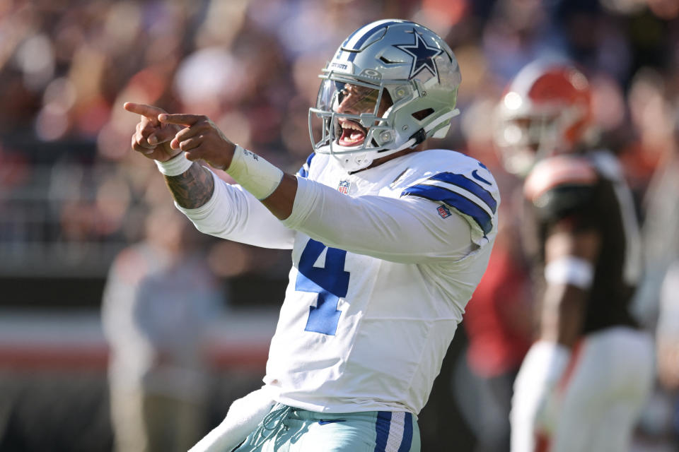 Cowboys hammer Browns in season opener with 0M QB Dak Prescott leading the way