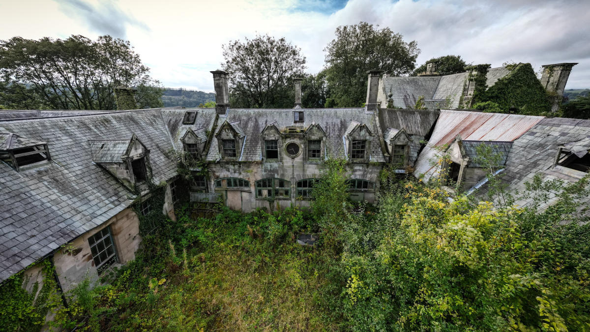 Derelict Bridgerton-style mansion on the market – for just £400k