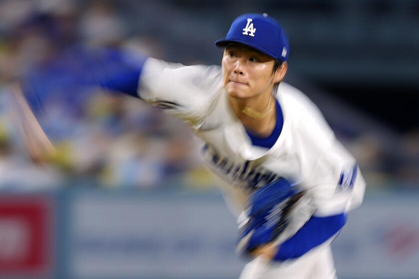 Dodgers defense ruins strong return by Yoshinobu Yamamoto in loss to Cubs