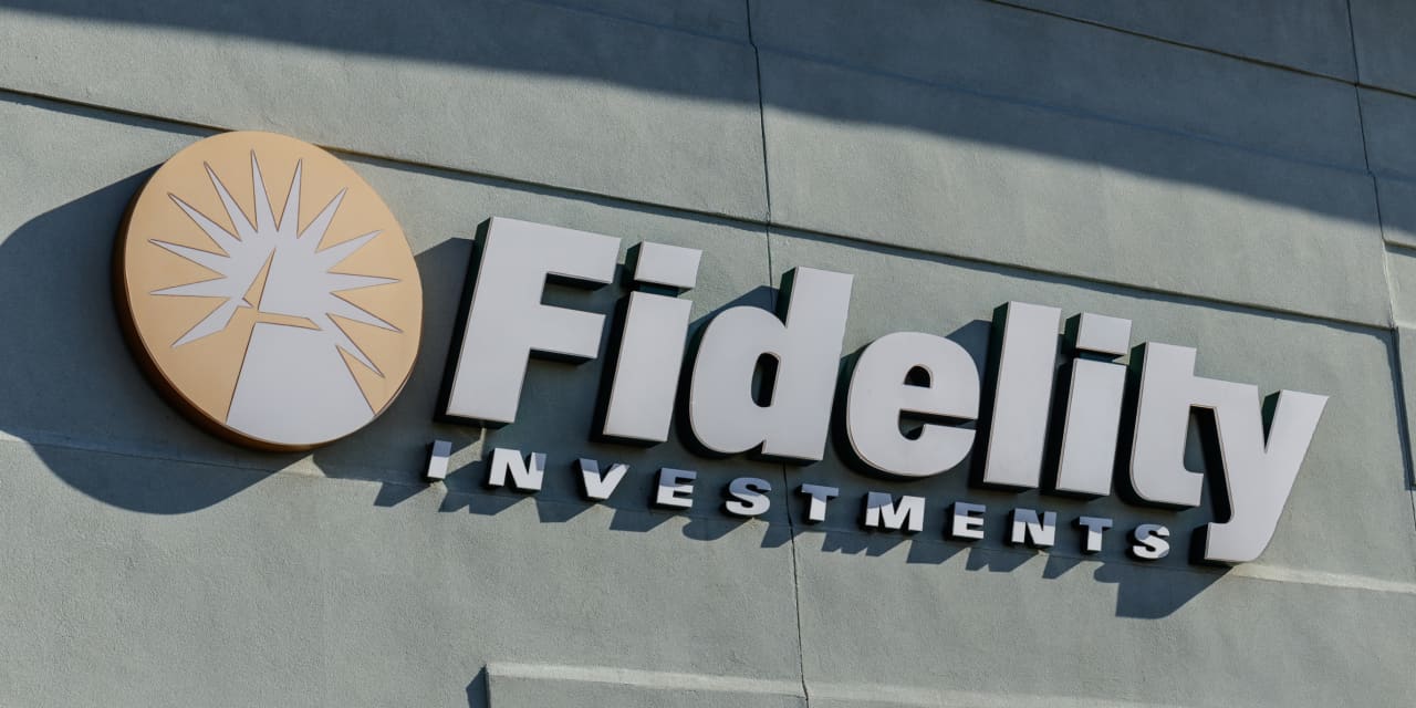 Fidelity Clamps Down on Tools That Let Financial Advisors Peek in Clients’ 401(k) Plans