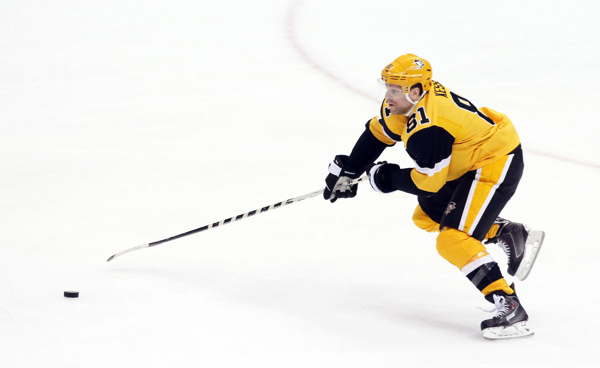 Former Penguins Player Wonders Why Phil Kessel Doesn’t Have a PTO Offer