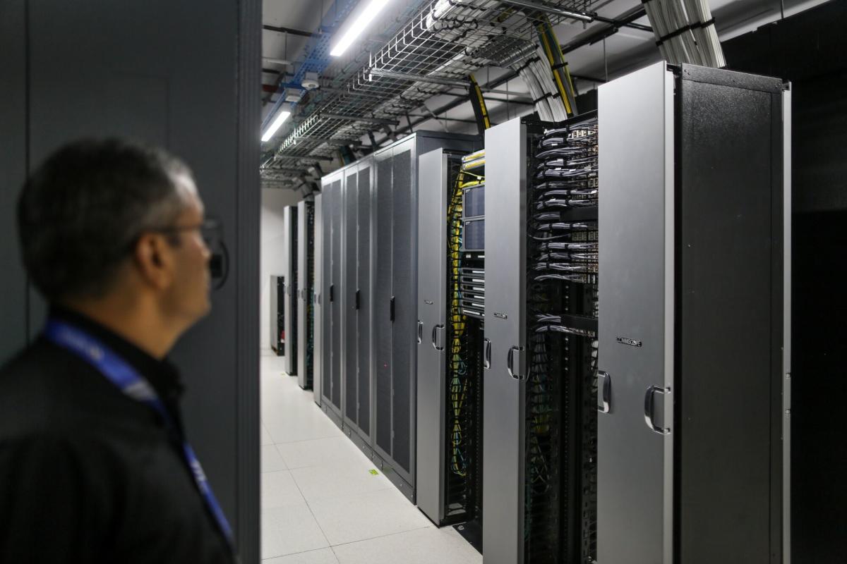 HPE Reports Disappointing Margins on AI Server Business