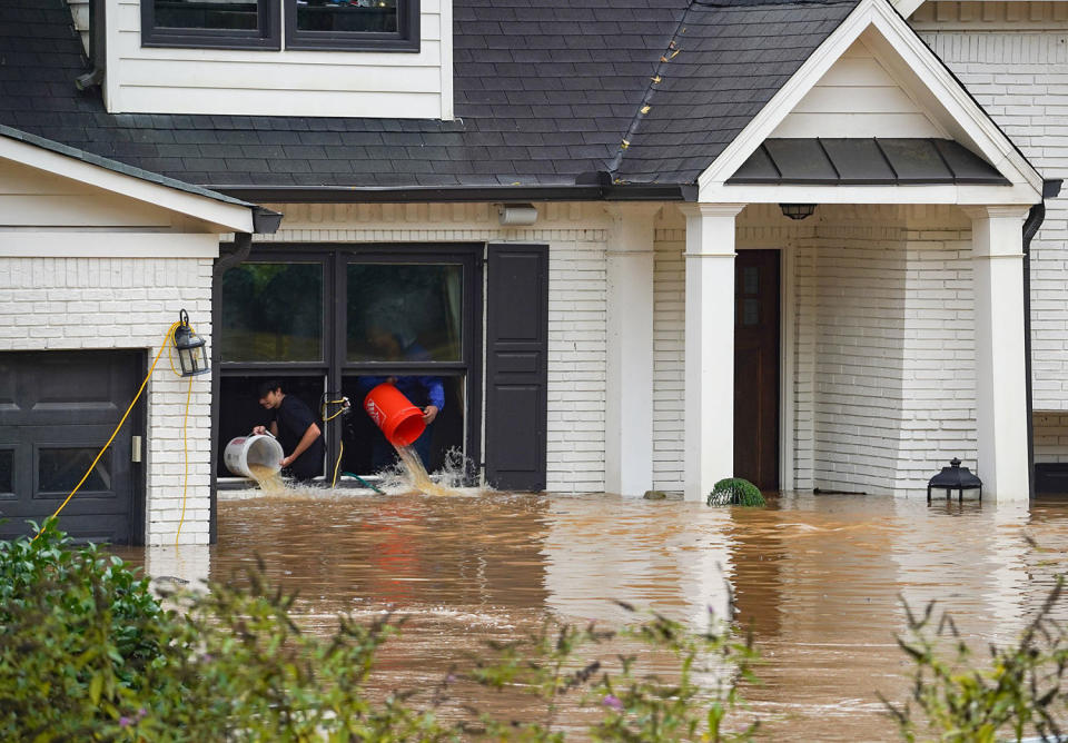 Hurricane Helene ravages the Southeast, killing at least 22 and leaving millions without power