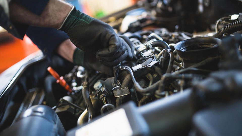 I’m a Mechanic: 9 Cars I Would Never Buy and Why They Aren’t Worth It