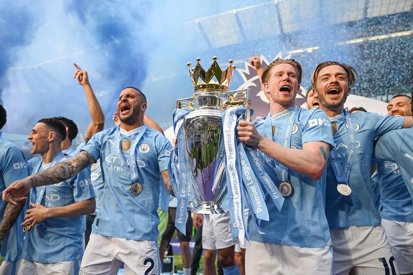 Kyle Walker snubs Kevin De Bruyne as he names best Man City player he has played with