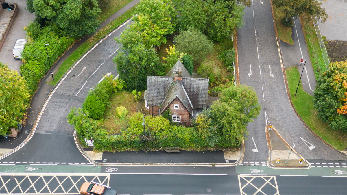 Lonely home goes on sale – marooned in the middle of traffic island