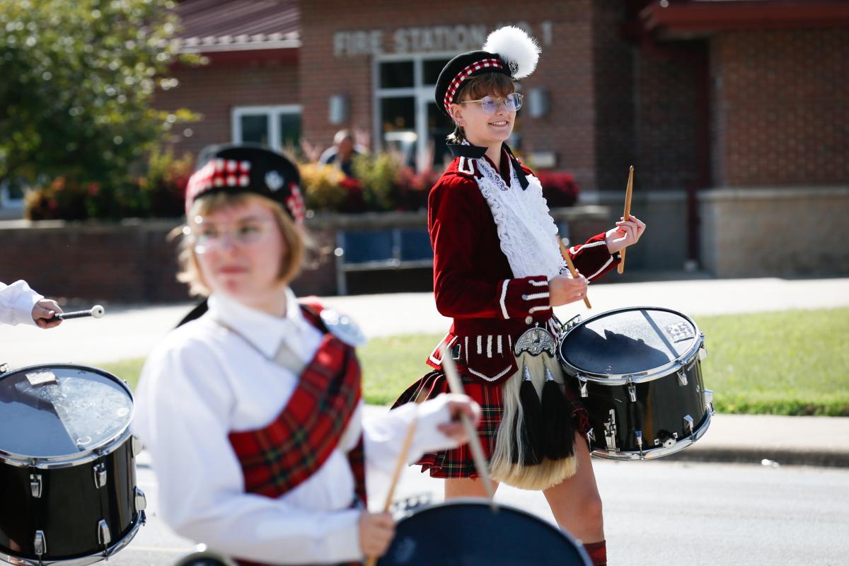 On a breezy Monday morning, community gathers for annual Springfield Labor Day Parade