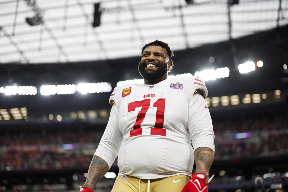 OT Trent Williams, 49ers reportedly finalizing new contract to end holdout