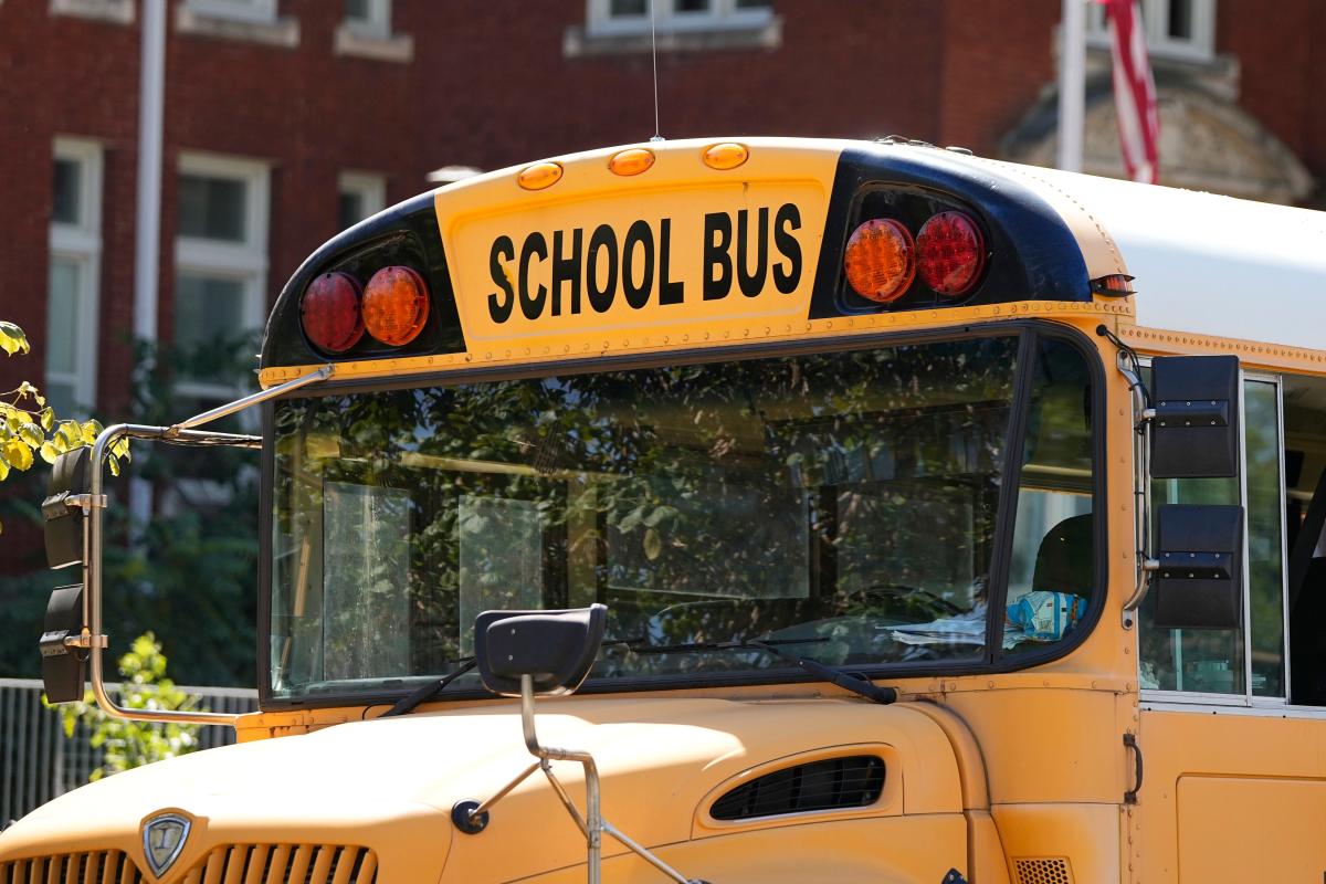 Parents angry, Ohio AG threatens lawsuit as Columbus removes more students from busing