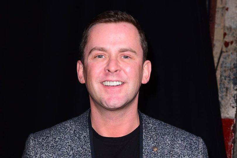 Scott Mills to stay in place as Radio 2 Breakfast Show host