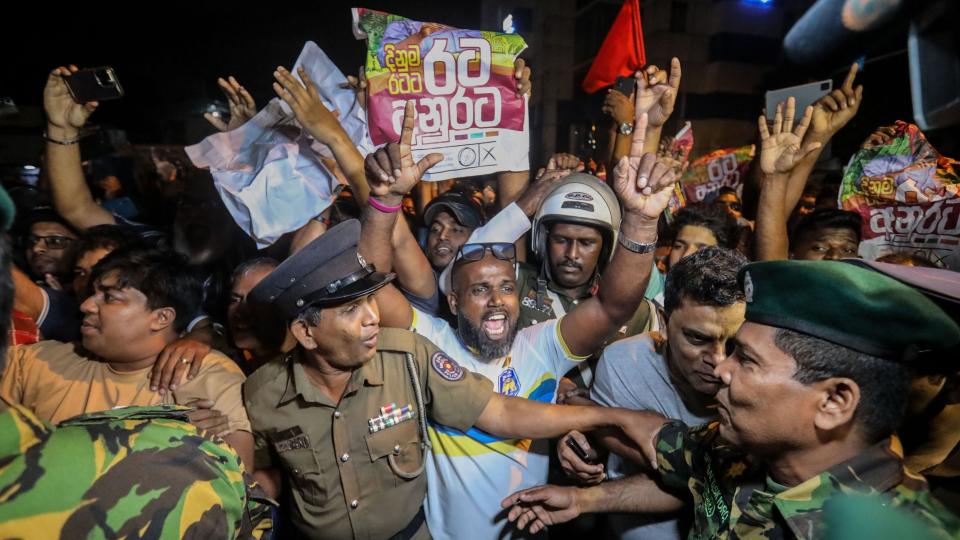 Sri Lanka swears in new left-leaning president