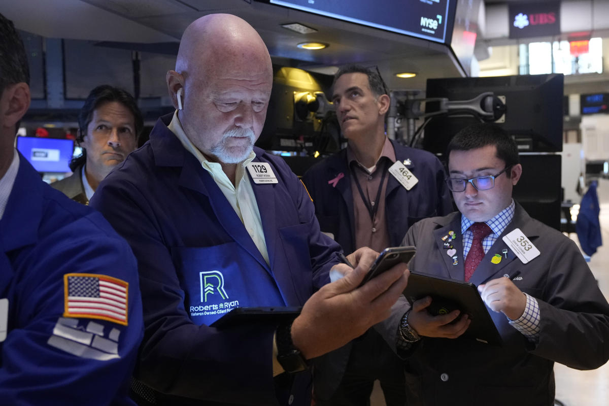 Stock market today: Dow futures pull back from highs as focus turns to jobs report