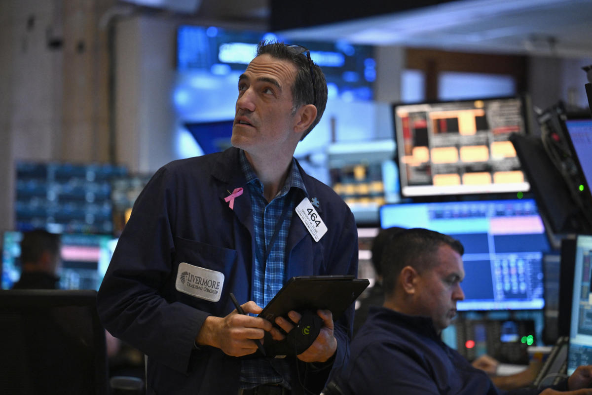 Stock market today: S&P records 4th winning month to cap volatile August