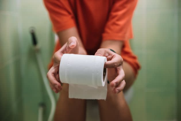 This 1 Toilet Habit Makes You More Prone To Hemorrhoids — And You’re Probably Doing It