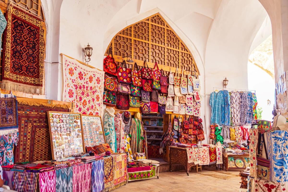 Uzbekistan eyes tripling of textile, apparel exports to .5bn by 2026