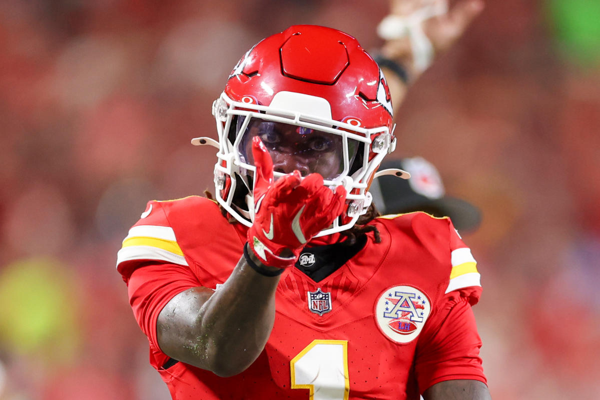 Xavier Worthy scores twice, Chiefs hang on by a toe for huge NFL-opening win over Ravens