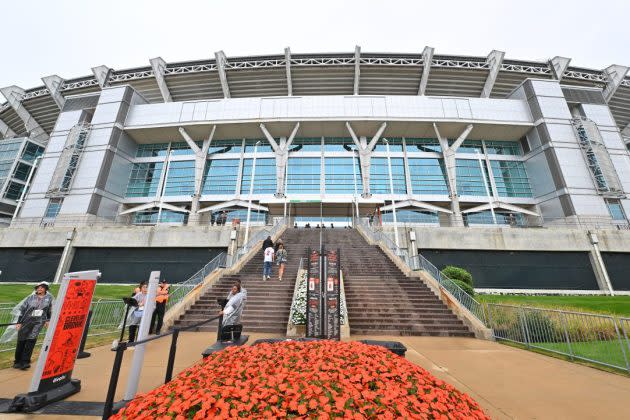 Cleveland Browns to Leave City and Pursue Suburban Domed Stadium