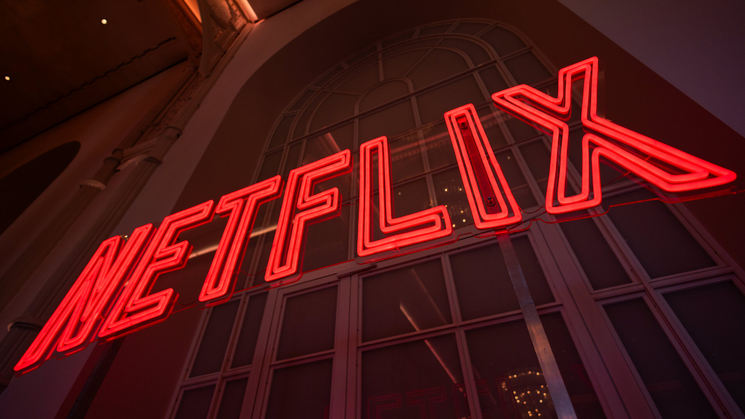 Earnings playbook: The first big week of the season includes reports from Netflix and big banks