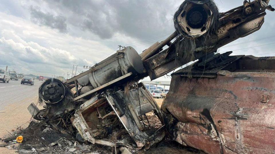 Fire kills 147 people after fuel tanker crash in Nigeria